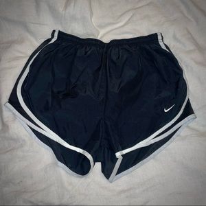 NIKE - black running shorts